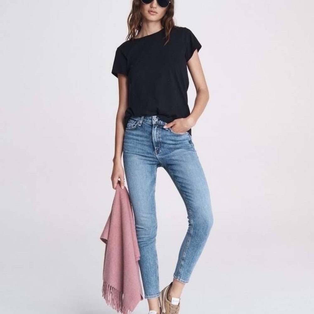 Rag & Bone skinny classic true blue jeans (worn twice, like new!)